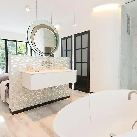 Studios Bed & Breakfast - Le Jardin De Montmartre Bed & Breakfast Paris